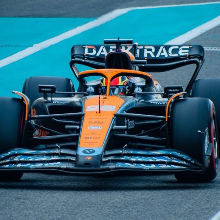 MÁS ALLÁ DE LA PARRILLA: Oscar Piastri habla de su debut en la F1, de cómo lidiar con la presión y de cómo recuperar los días de gloria de McLaren